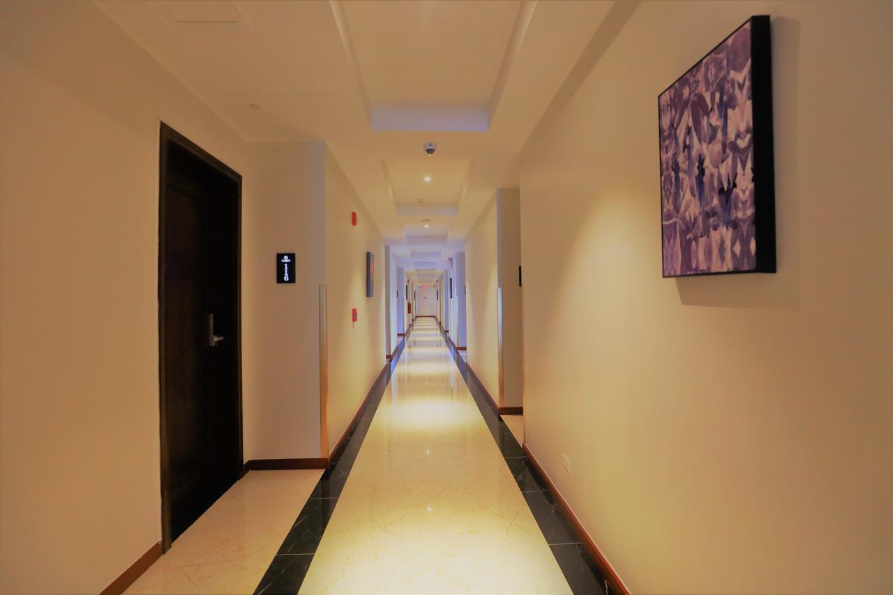Tf Seaside Hotel Garapan Luaran gambar