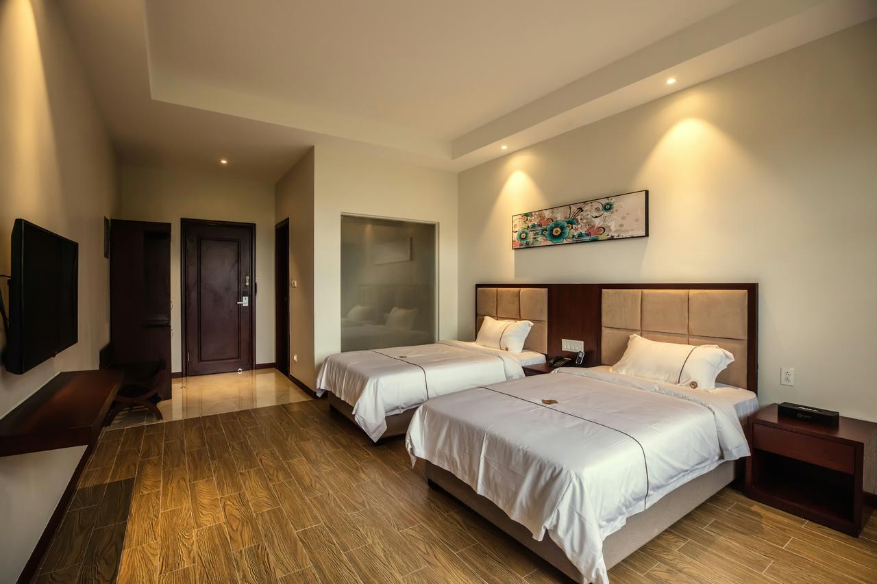 Tf Seaside Hotel Garapan Luaran gambar